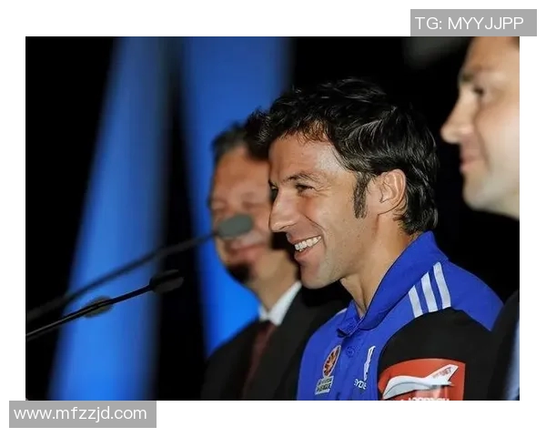 歌手与足球明星谁更具影响力与魅力的深度探讨与比较分析