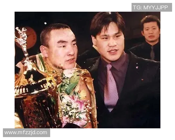 柳海龙与杨晓靖的巅峰对决谁将成为新一代的拳坛霸主 柳海龙与杨晓靖的巅峰对决谁将成为新一代的拳坛霸主