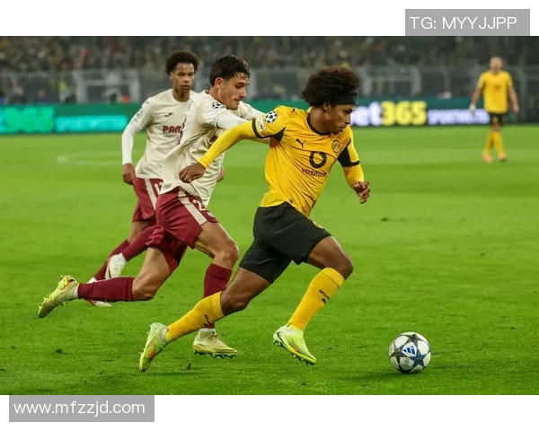 比利亚雷亚尔迎战明斯克迪纳摩强强对决引发球迷热情期待 比利亚雷亚尔迎战明斯克迪纳摩强强对决引发球迷热情期待